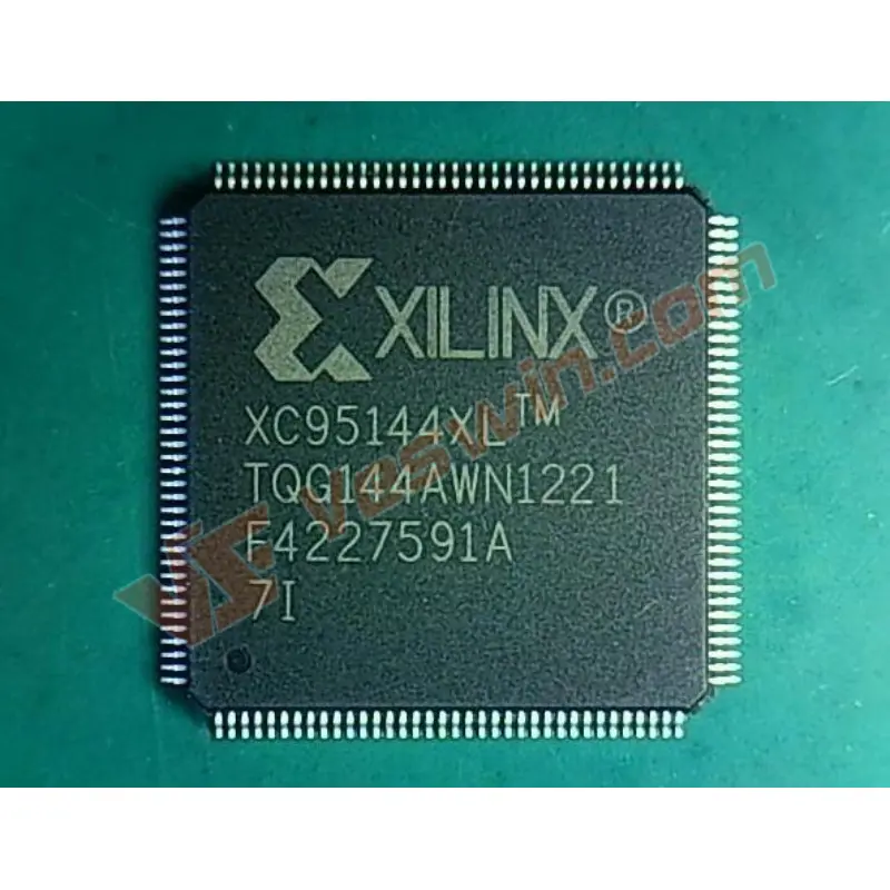 XC95144XL-7TQG144I